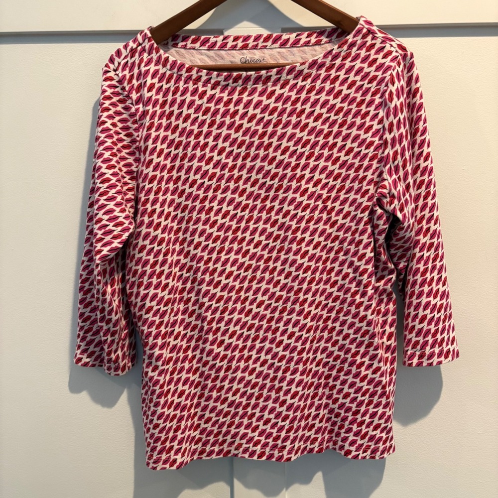 Chico's Pink Lipstick Print 100% Cotton 3/4 Sleeve Boatneck Knit Top Large (2) - Picture 2 of 11